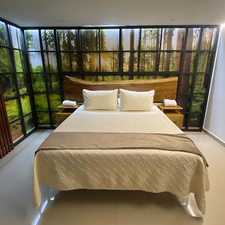 Maidy Luxury Hotel Меделин Екстериор снимка