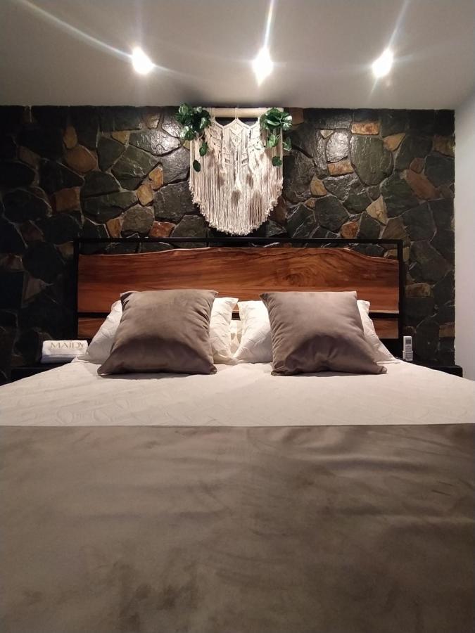 Maidy Luxury Hotel Меделин Екстериор снимка