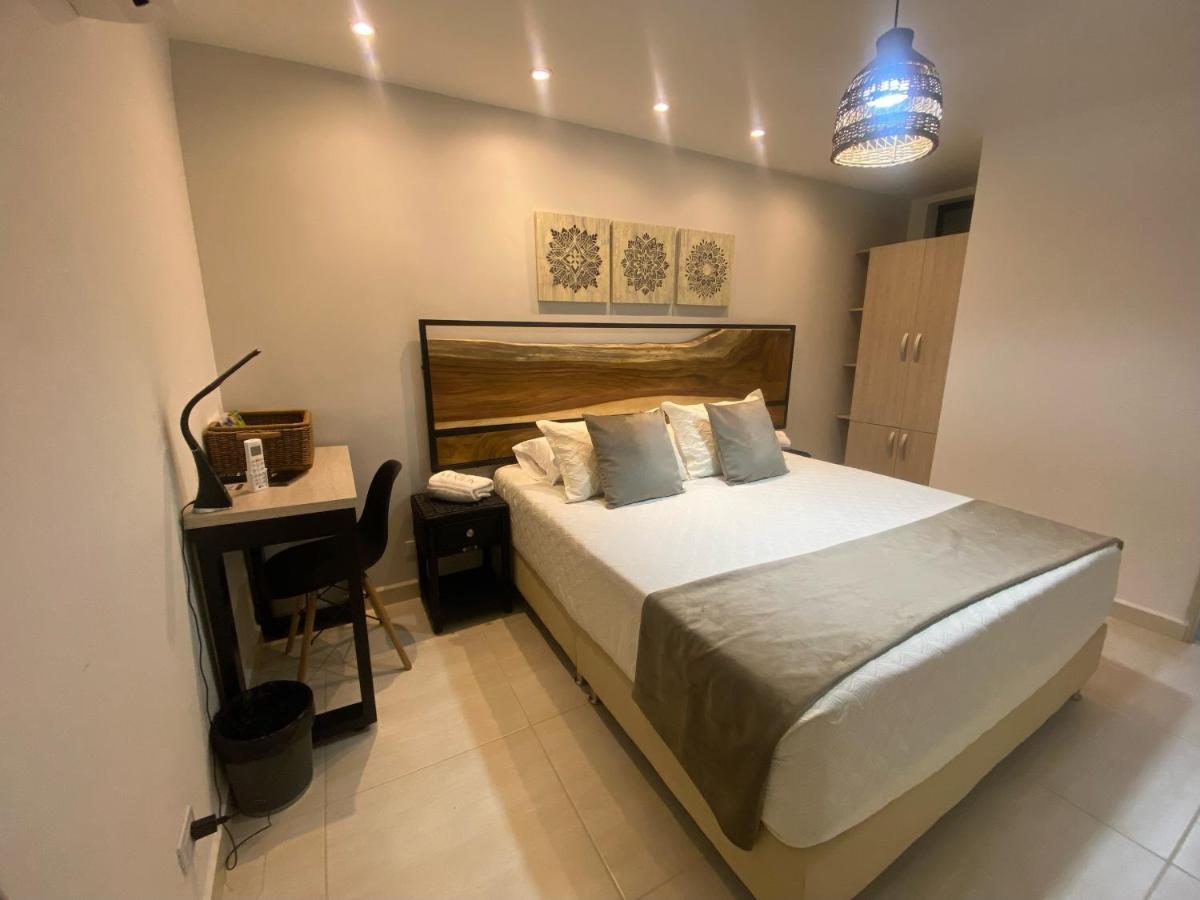 Maidy Luxury Hotel Меделин Екстериор снимка