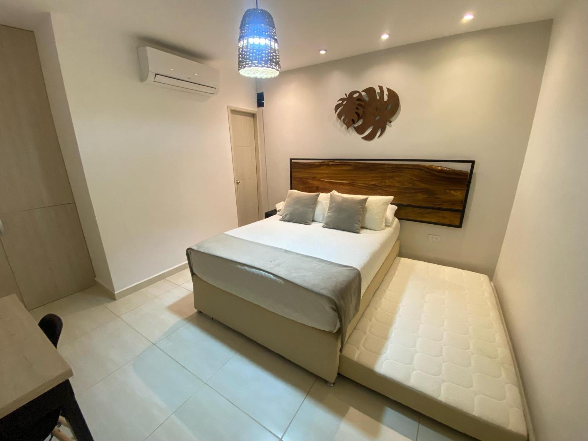 Maidy Luxury Hotel Меделин Екстериор снимка