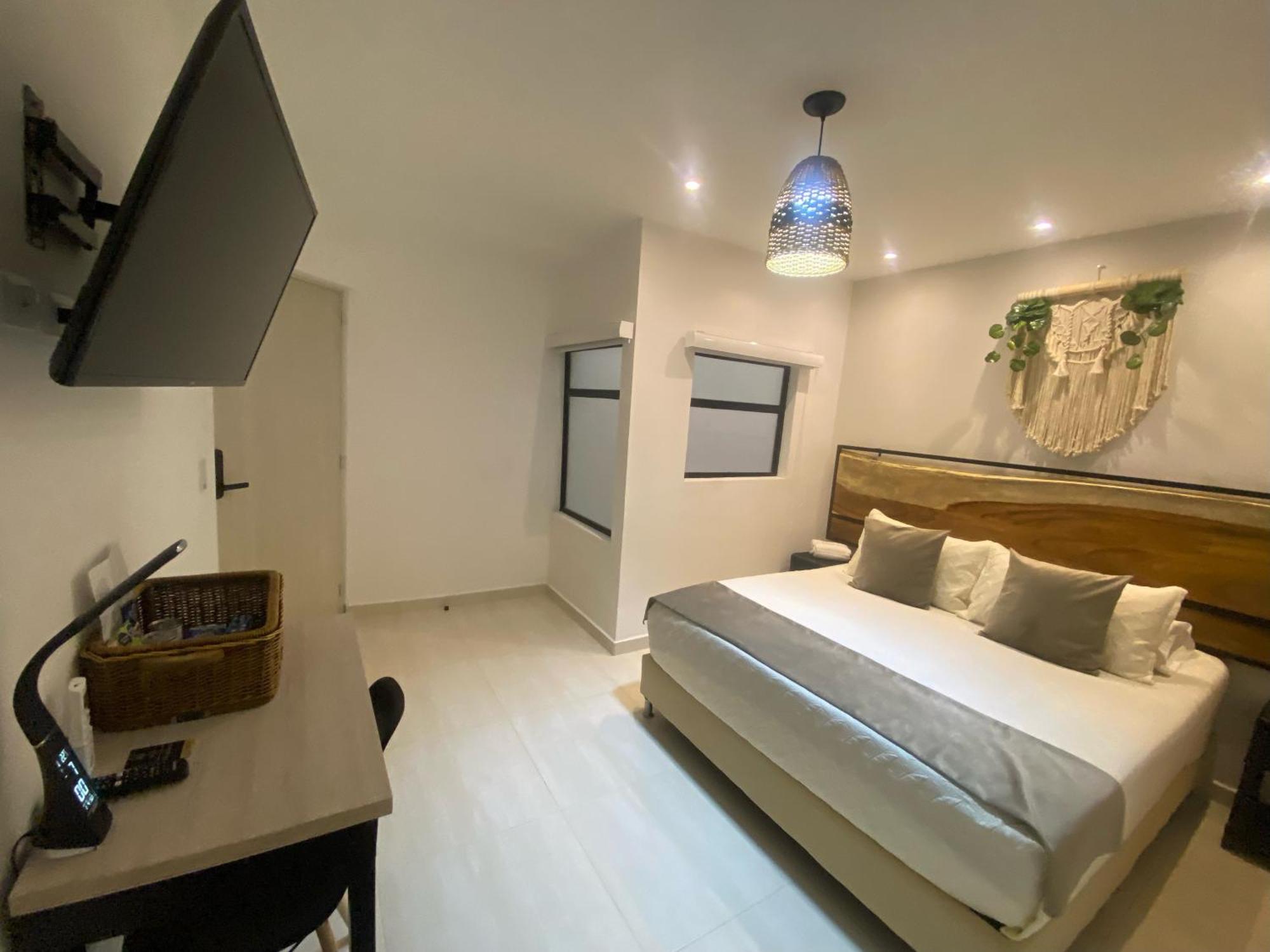 Maidy Luxury Hotel Меделин Екстериор снимка