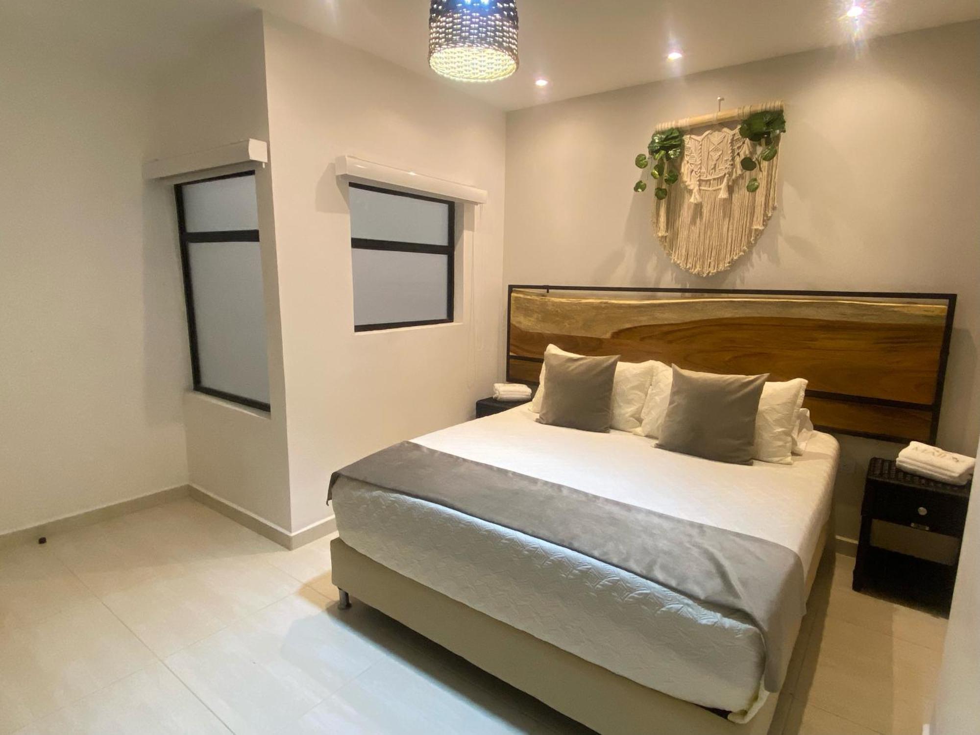 Maidy Luxury Hotel Меделин Екстериор снимка