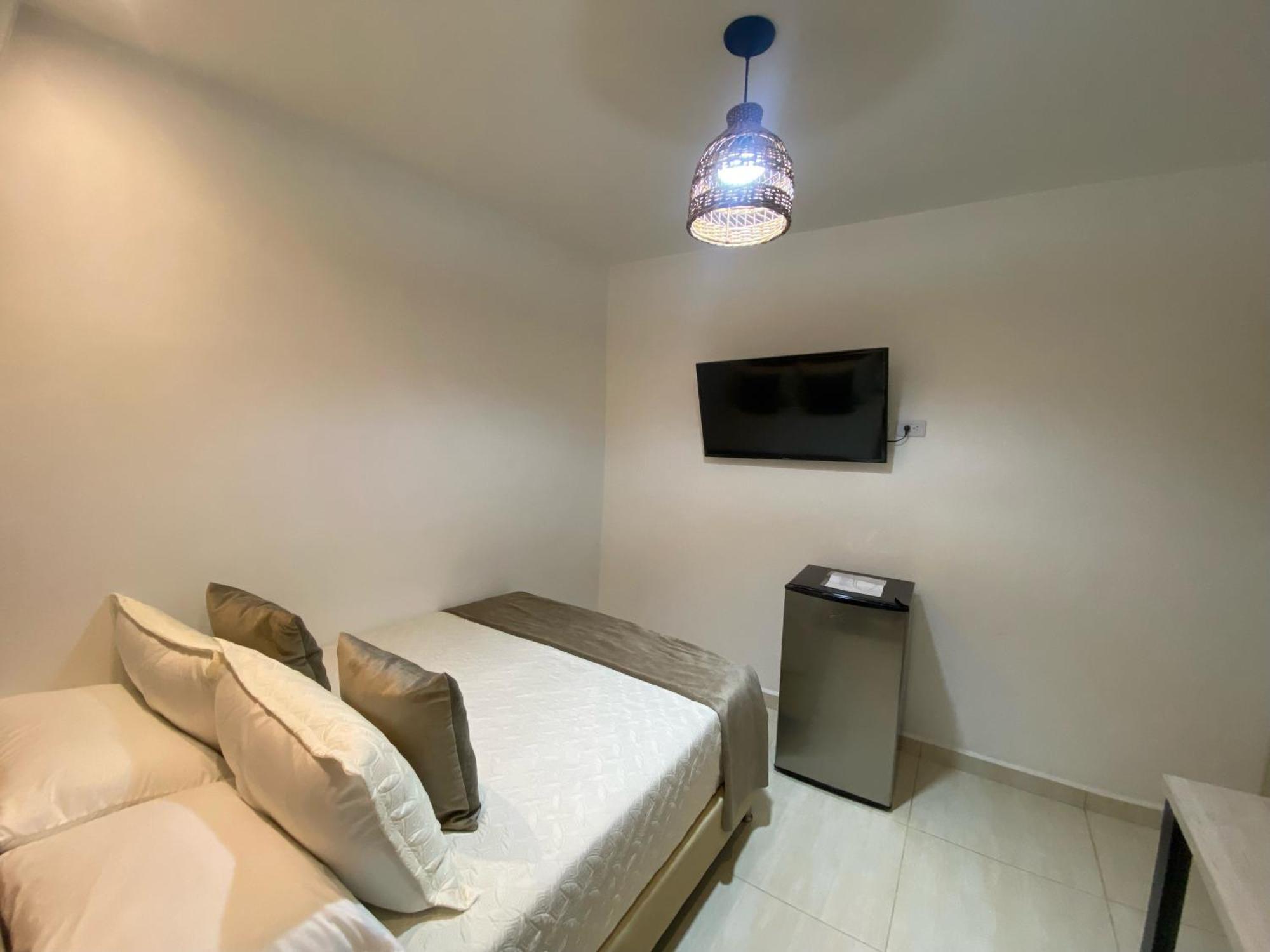 Maidy Luxury Hotel Меделин Екстериор снимка