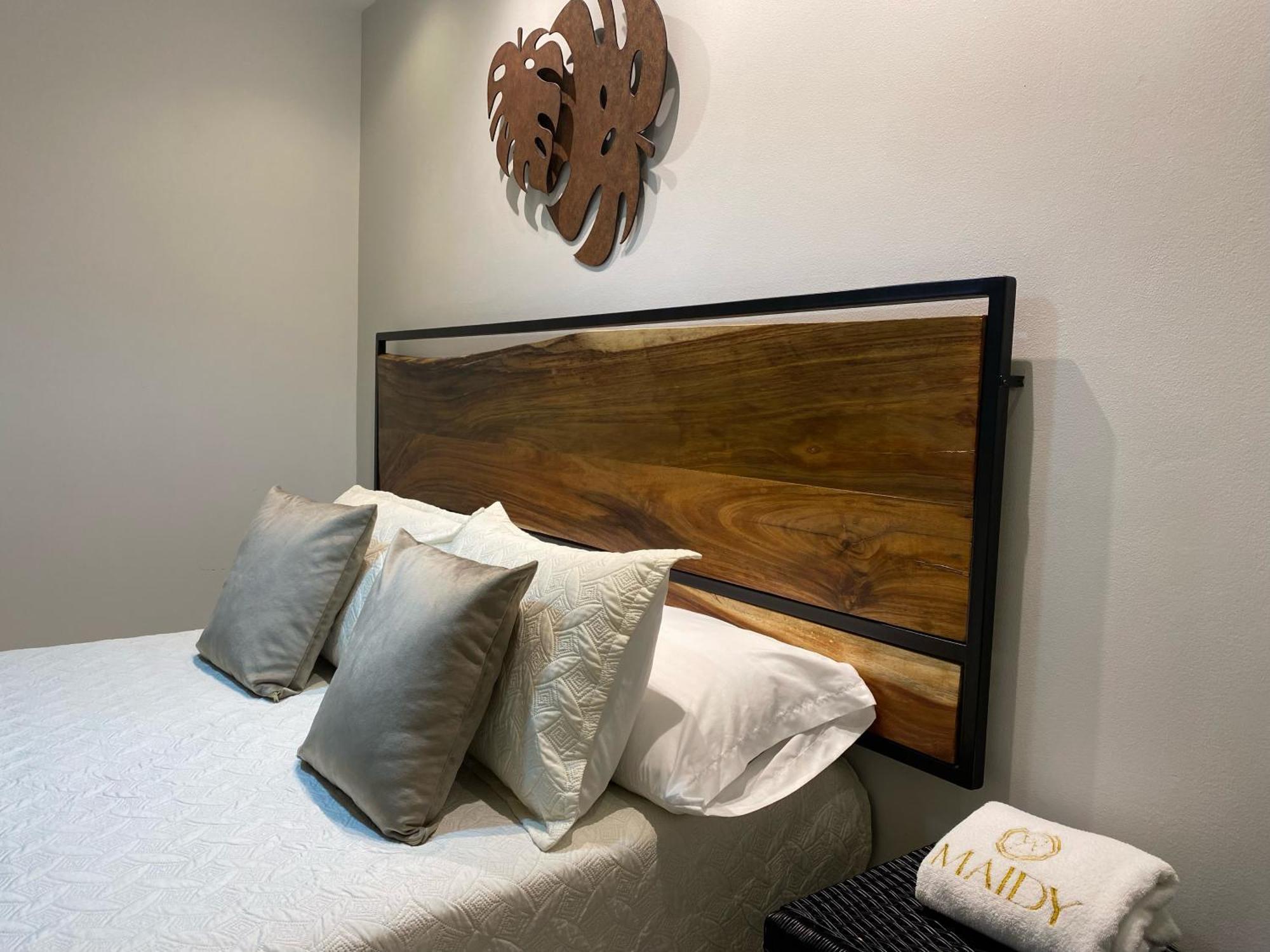 Maidy Luxury Hotel Меделин Екстериор снимка