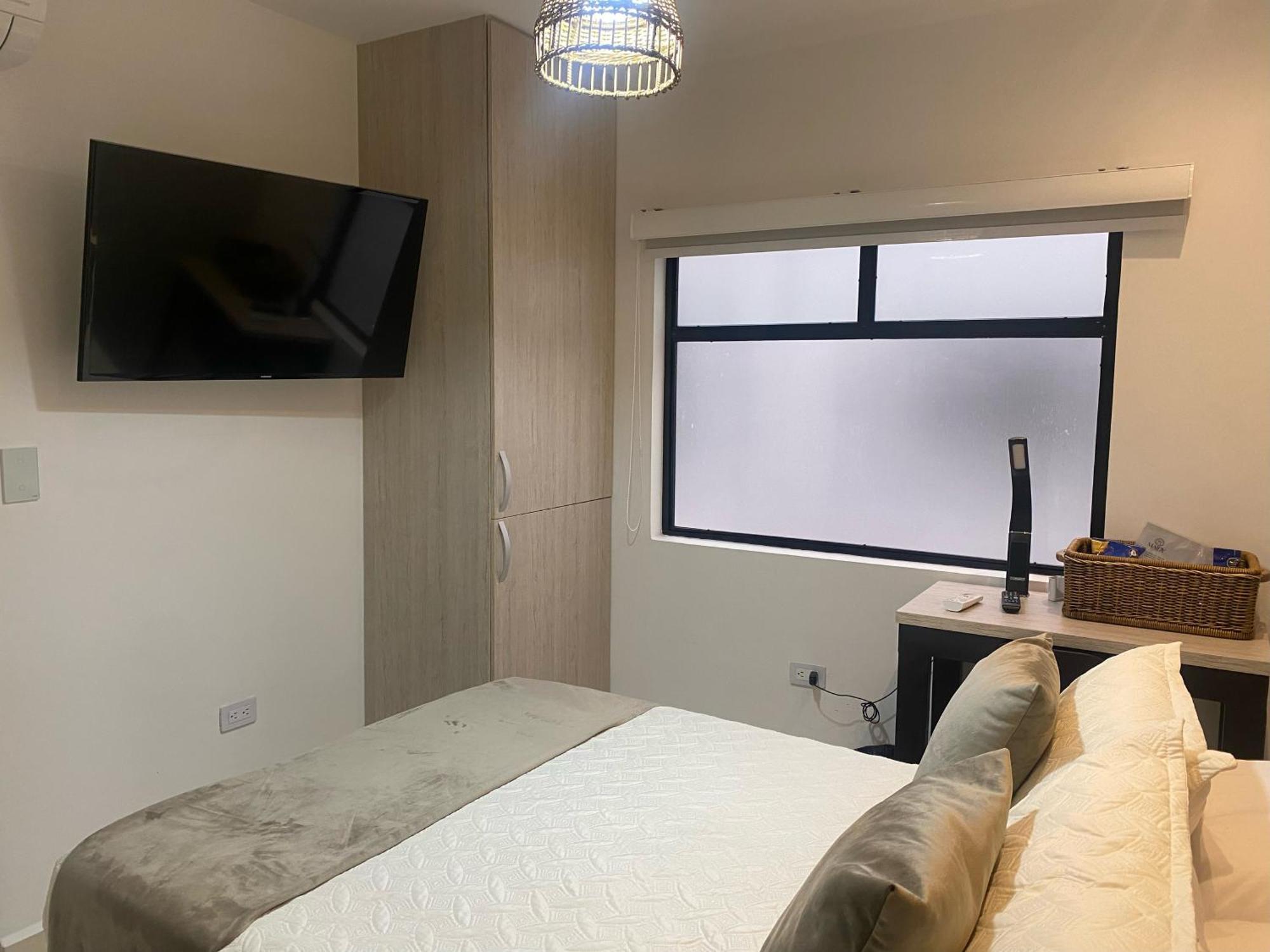 Maidy Luxury Hotel Меделин Екстериор снимка