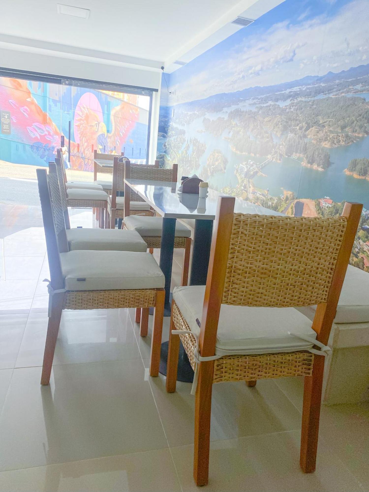 Maidy Luxury Hotel Меделин Екстериор снимка