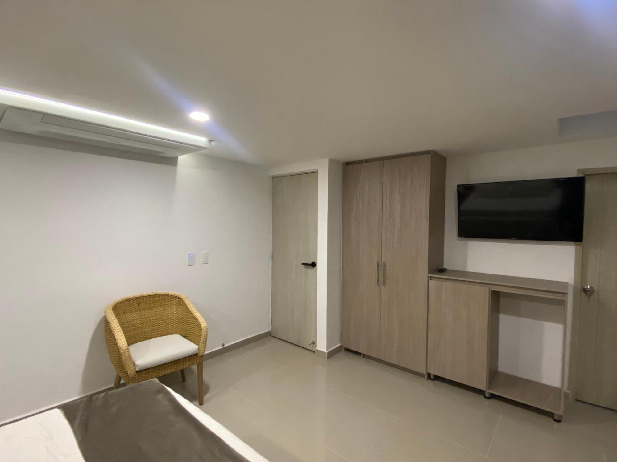 Maidy Luxury Hotel Меделин Екстериор снимка