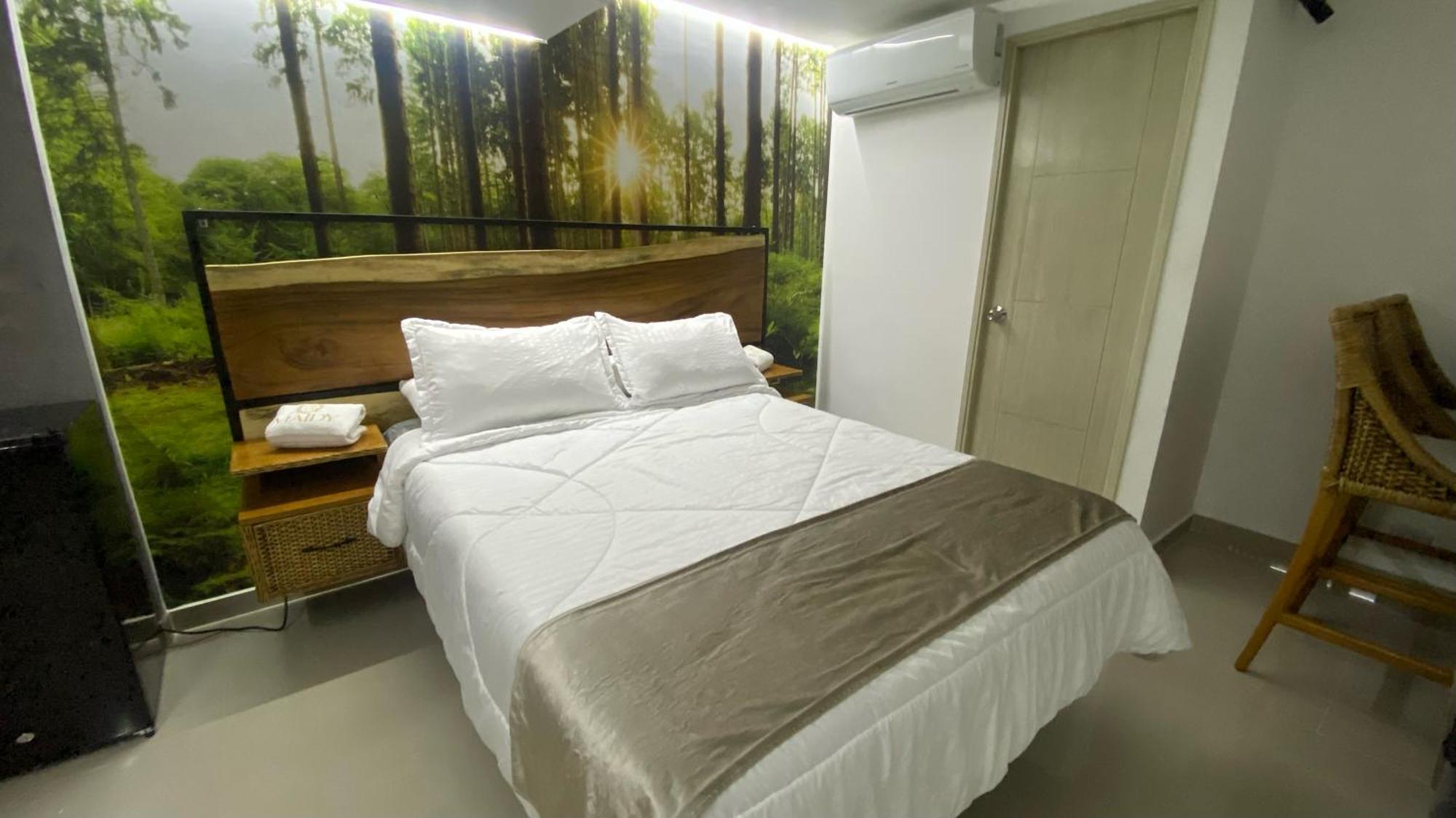 Maidy Luxury Hotel Меделин Екстериор снимка